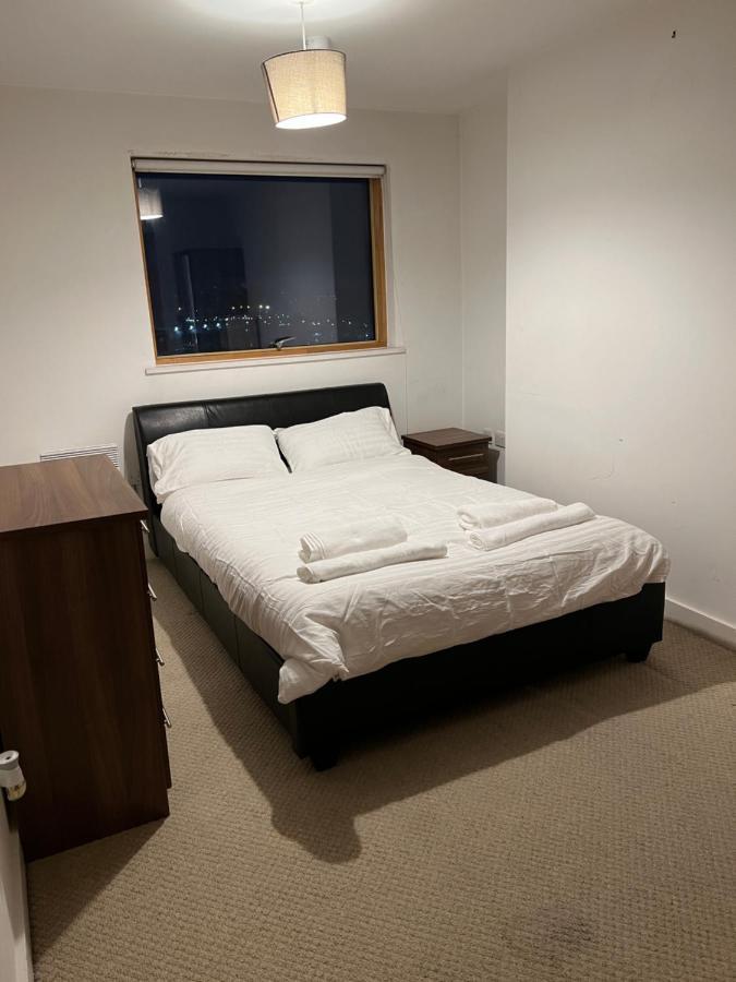 Bigkings Stylish 2 Bedroom Apartment With Free On Street Parking マンチェスター エクステリア 写真